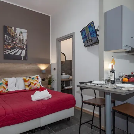 Hotel Apartments Crisvan-3